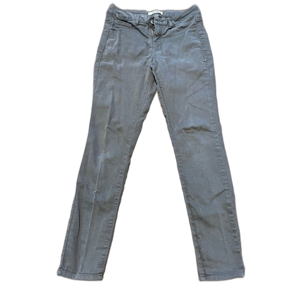 Refuge Women’s Gray Denim Skinny Jeans